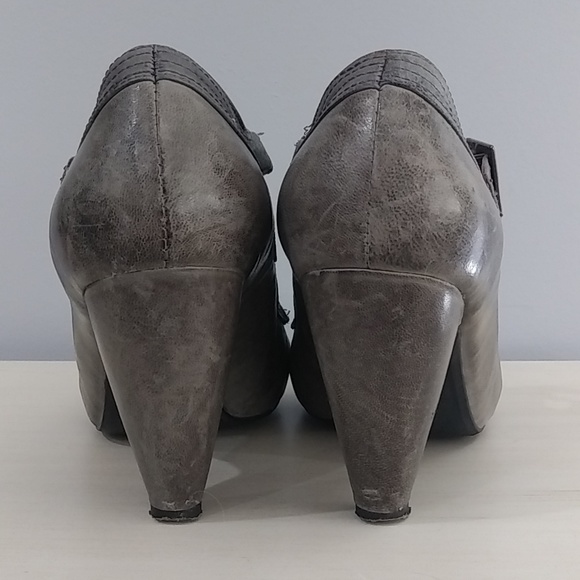 Miz Mooz leather heels with buckles size 9 - Picture 9 of 13